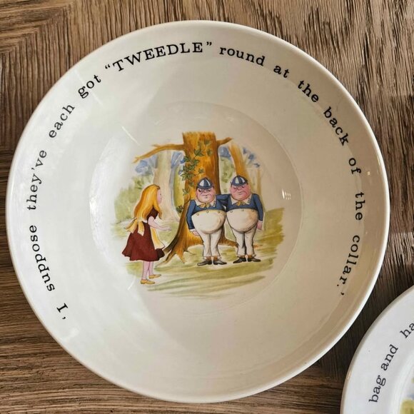 Vintage ALICE in WONDERLAND Child's Dishes Set - ENGLAND - Johnson Bros - NEW - Picture 7 of 8